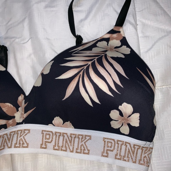 VS PINK BRA Wear Everywhere Wireless Lightly Lined - Picture 2 of 6